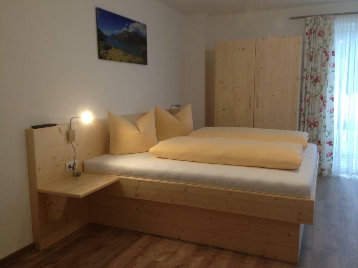 Ferienwohnungen Karwendel Camping Maurach  Zewnętrze zdjęcie